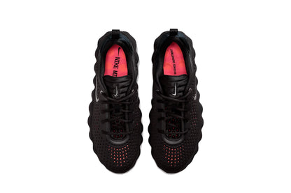 Tênis Nike Mind 002 Black Hyper Crimson Preto
