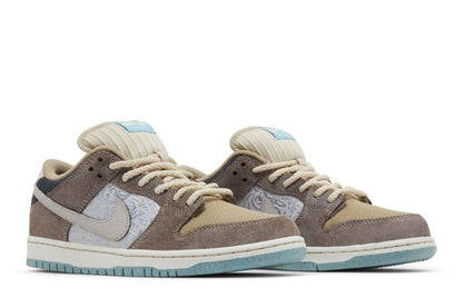 Tênis Nike SB Dunk Low Big Money Savings Marrom