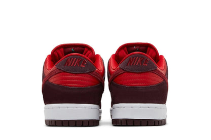 Tênis Nike SB Dunk Low Cherry Vermelho