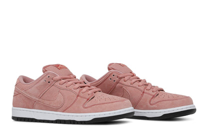 Tênis Nike SB Dunk Low Pink Pig Rosa
