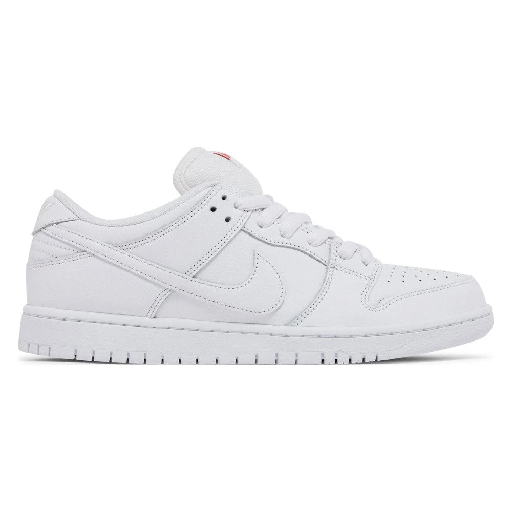 Tênis Nike SB Dunk Low Pro Triple White Branco