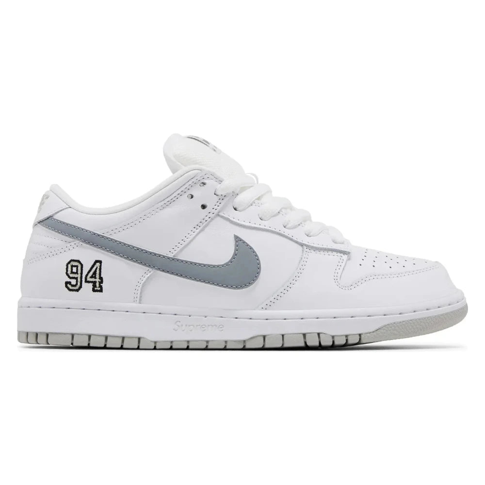 Tênis Nike SB Dunk Low Supreme 94 White Metallic Silver Branco
