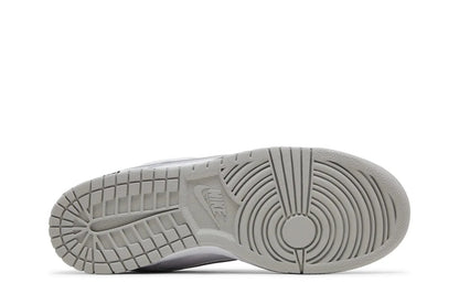 Tênis Nike SB Dunk Low Supreme 94 White Metallic Silver Branco