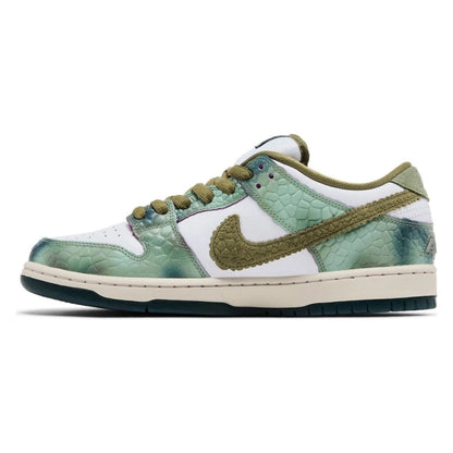 Tênis Nike SB Dunk Low x Alexis Sablone Chameleon Verde - foto 2