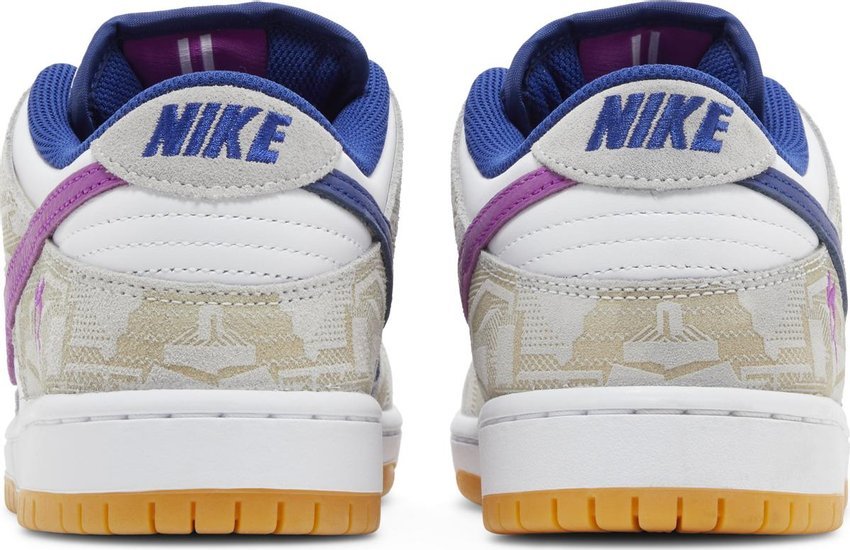 Tênis Nike SB Dunk Low x Rayssa Leal Bege