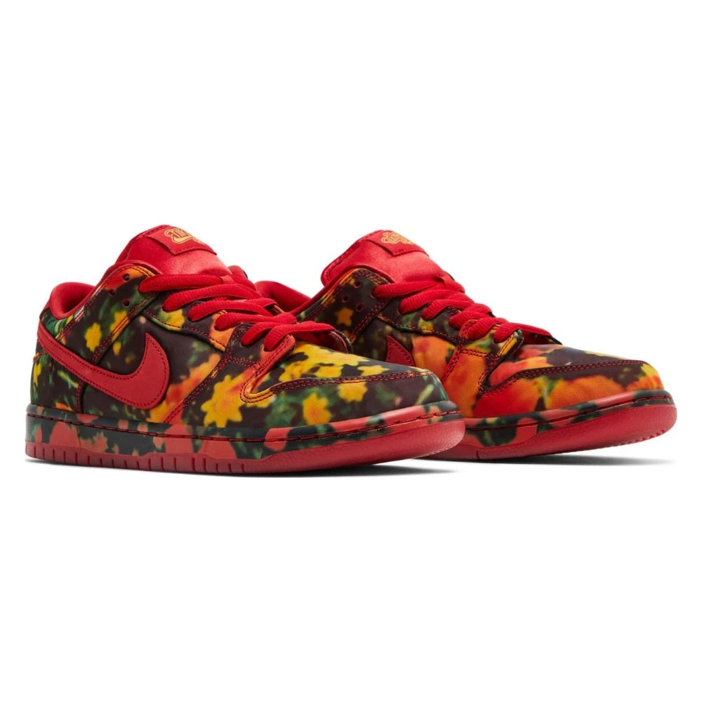 Tênis Nike SB Dunk Low x The Wizard of Oz Poppy Field Vermelho - foto 5