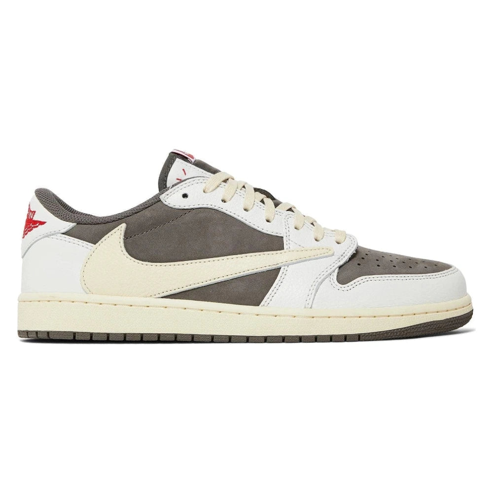 Tênis Nike Travis Scott x Air Jordan 1 Low OG Reverse Mocha Bege