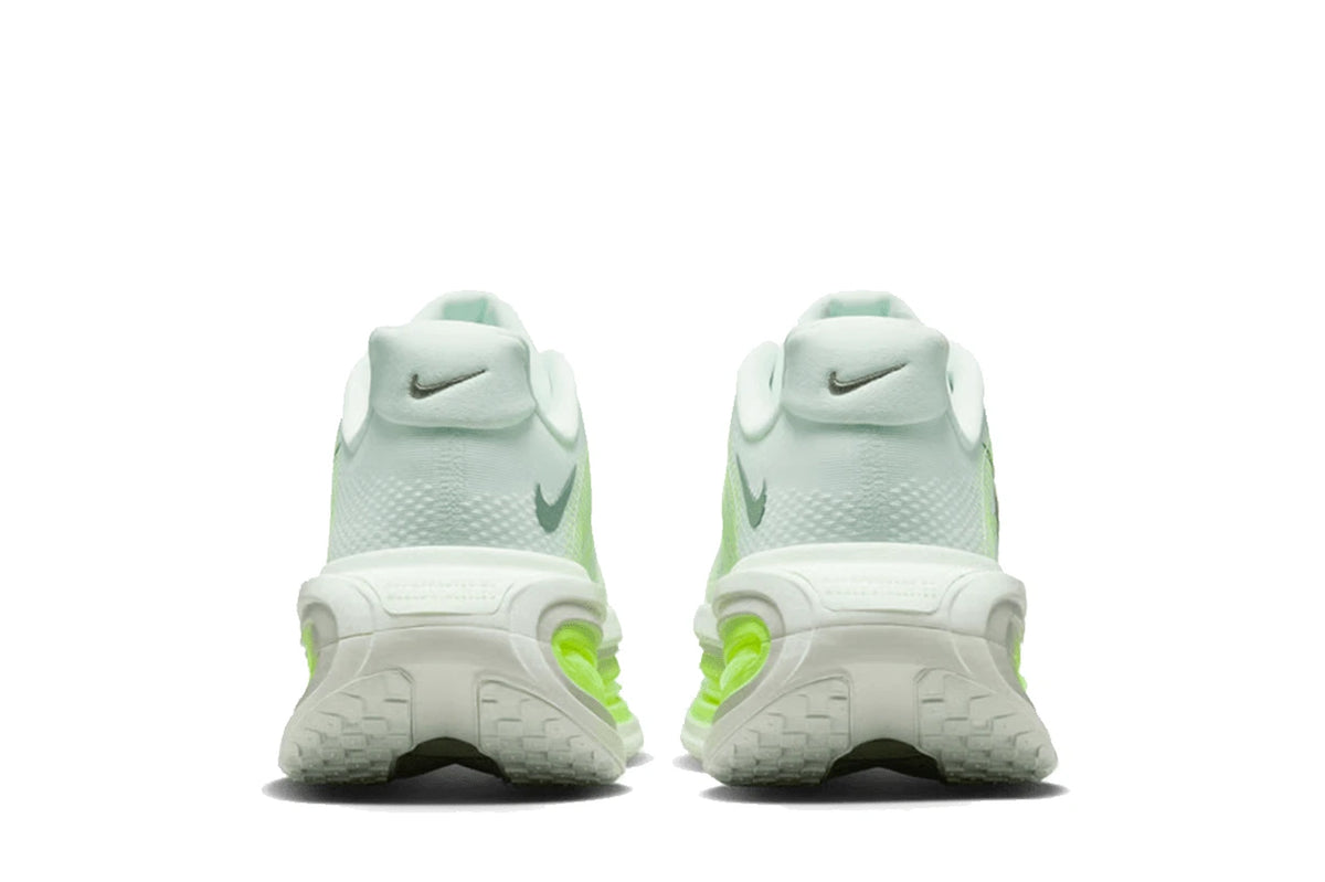 Tênis Nike Vomero Premium Barely Volt Verde