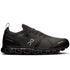 Tênis esportivo masculino preto com sola alta On Running Cloud 6 Versa, design moderno.