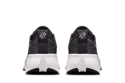 Tênis On Running Cloudsolo Loewe Black White Preto
