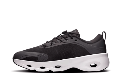 Tênis On Running Cloudsolo Loewe Black White Preto