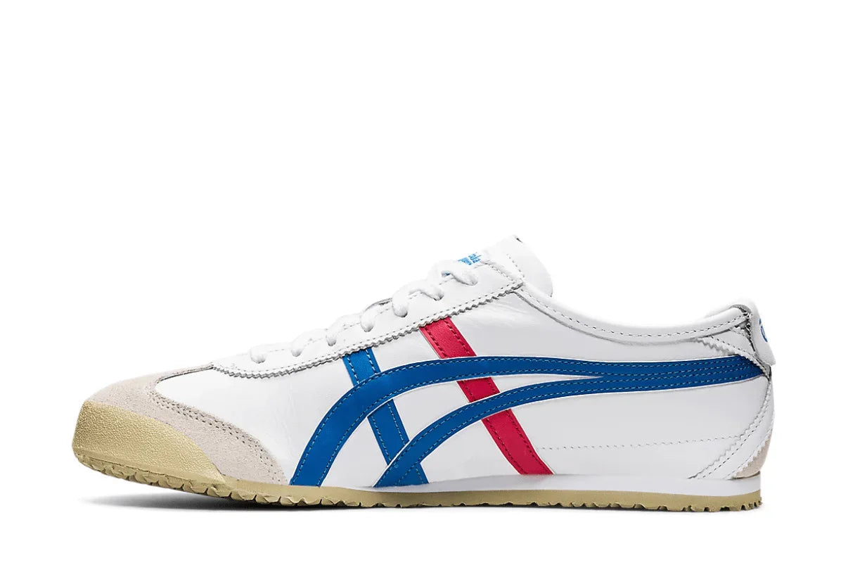 Tênis casual branco com detalhes azul e vermelho, sola bege, design retrô.