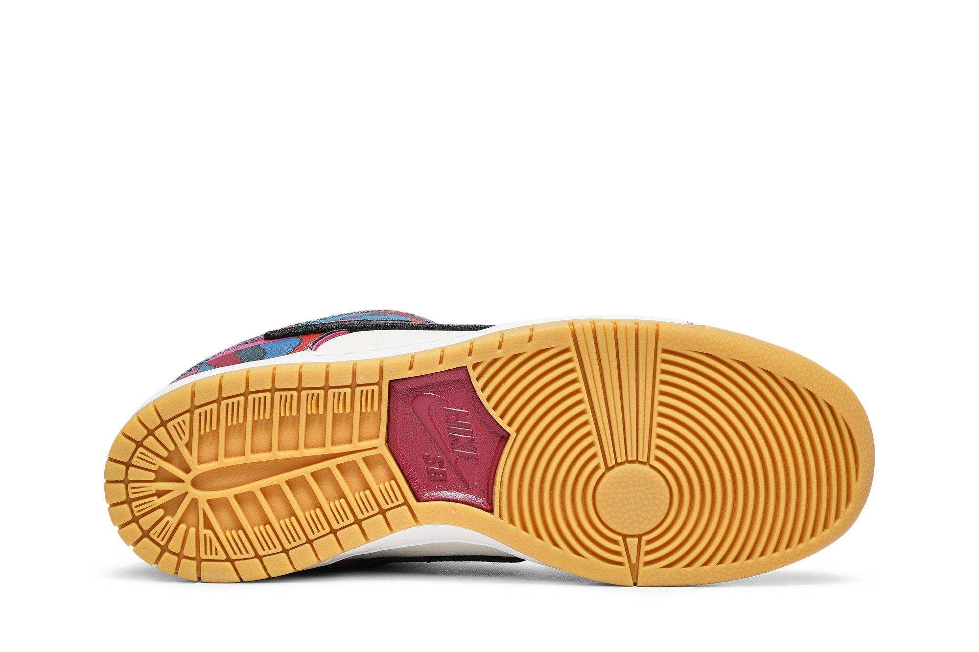 Tênis Parra x Nike SB Dunk Low Pro Abstract Art Colorido