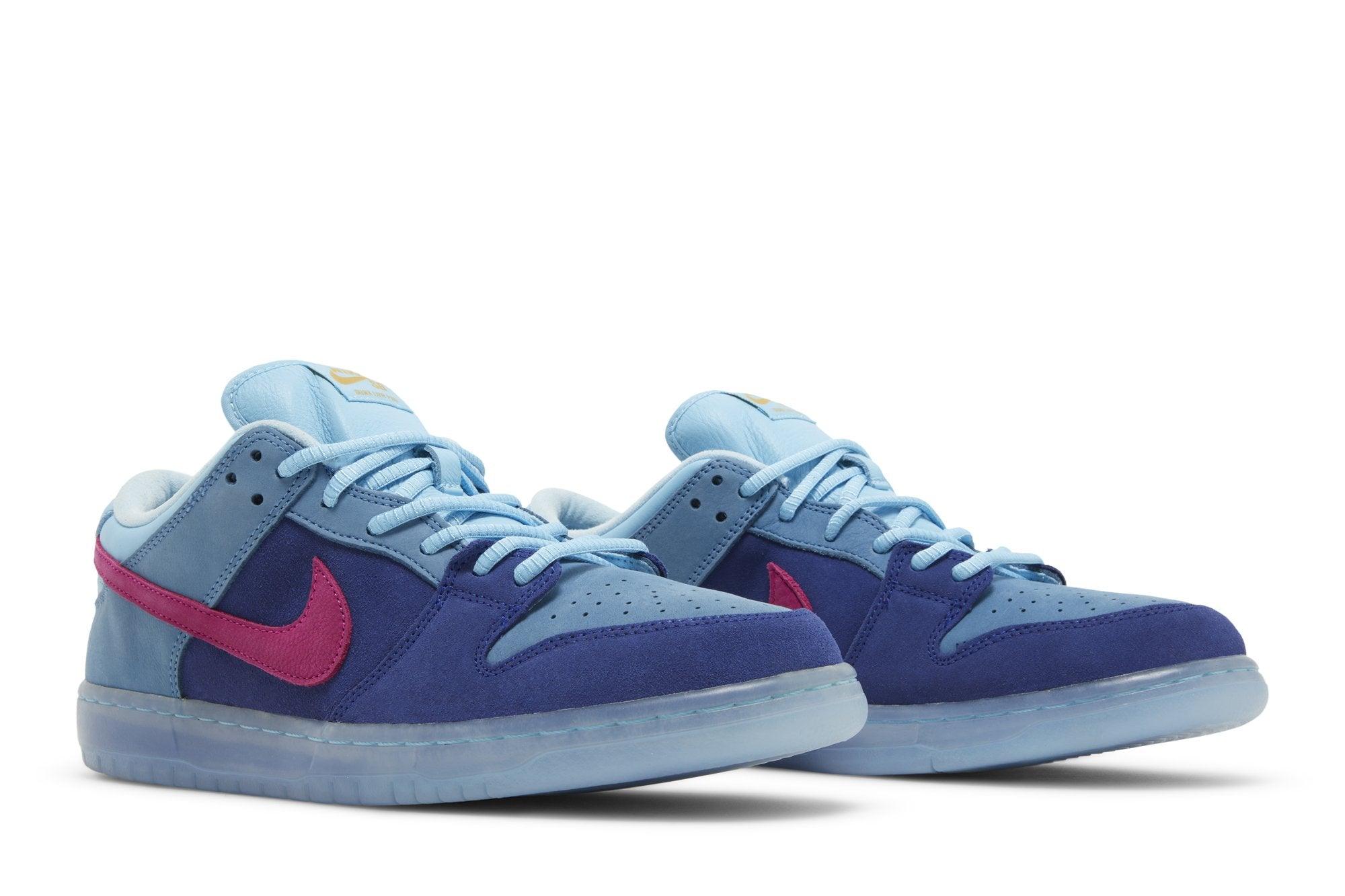 Tênis Run The Jewels x Nike SB Dunk Low 4/20 Azul