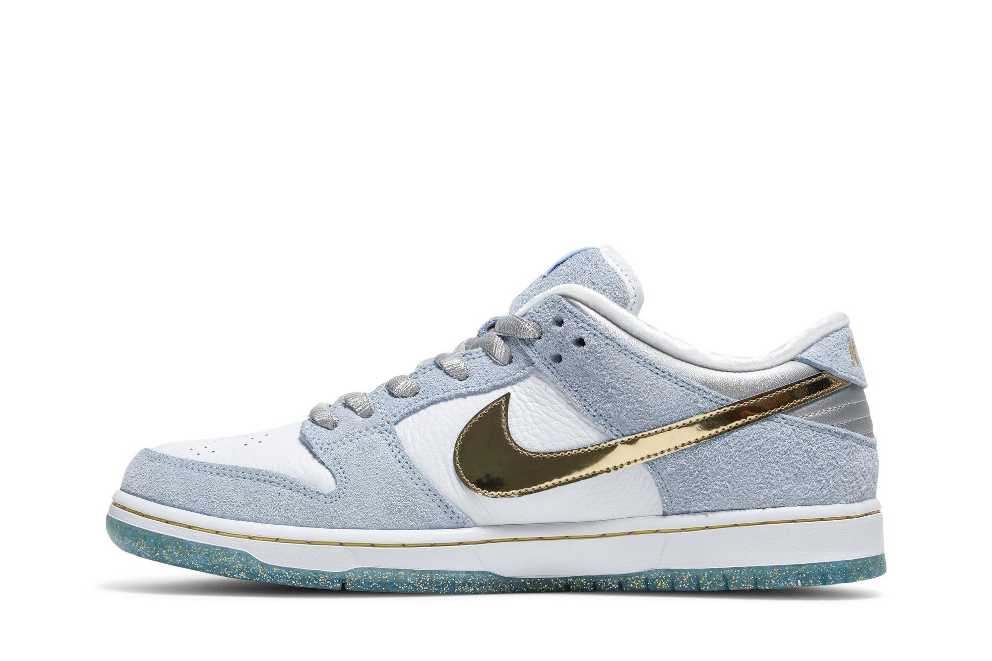 Tênis Sean Cliver x Nike SB Dunk Low Holiday Special Azul