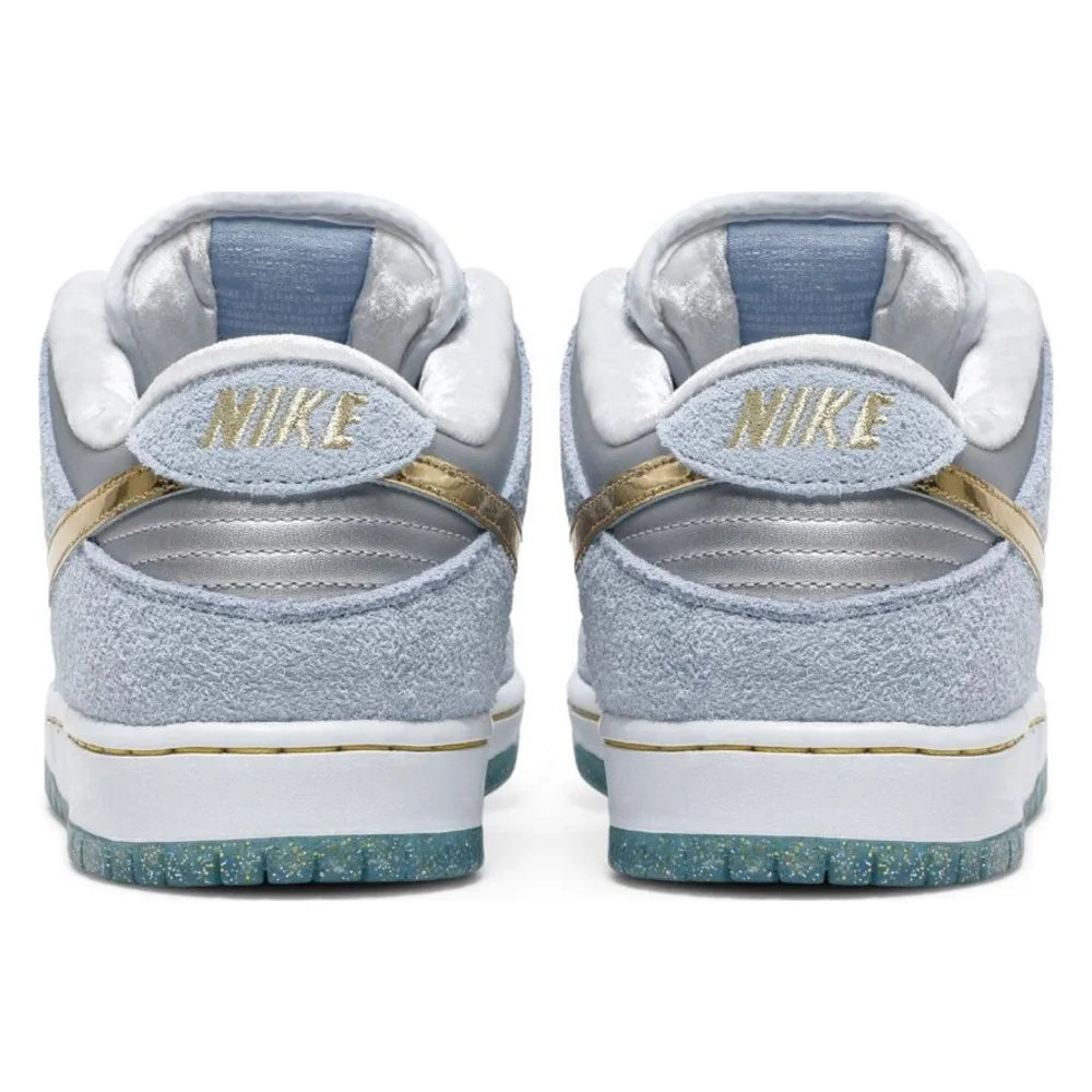 Tênis Sean Cliver x Nike SB Dunk Low Holiday Special Azul - foto 4