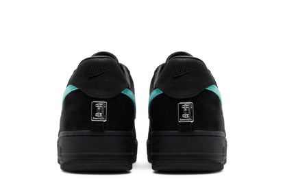Tênis Tiffany &amp; Co. x Nike Air Force 1 Low 1837 Preto