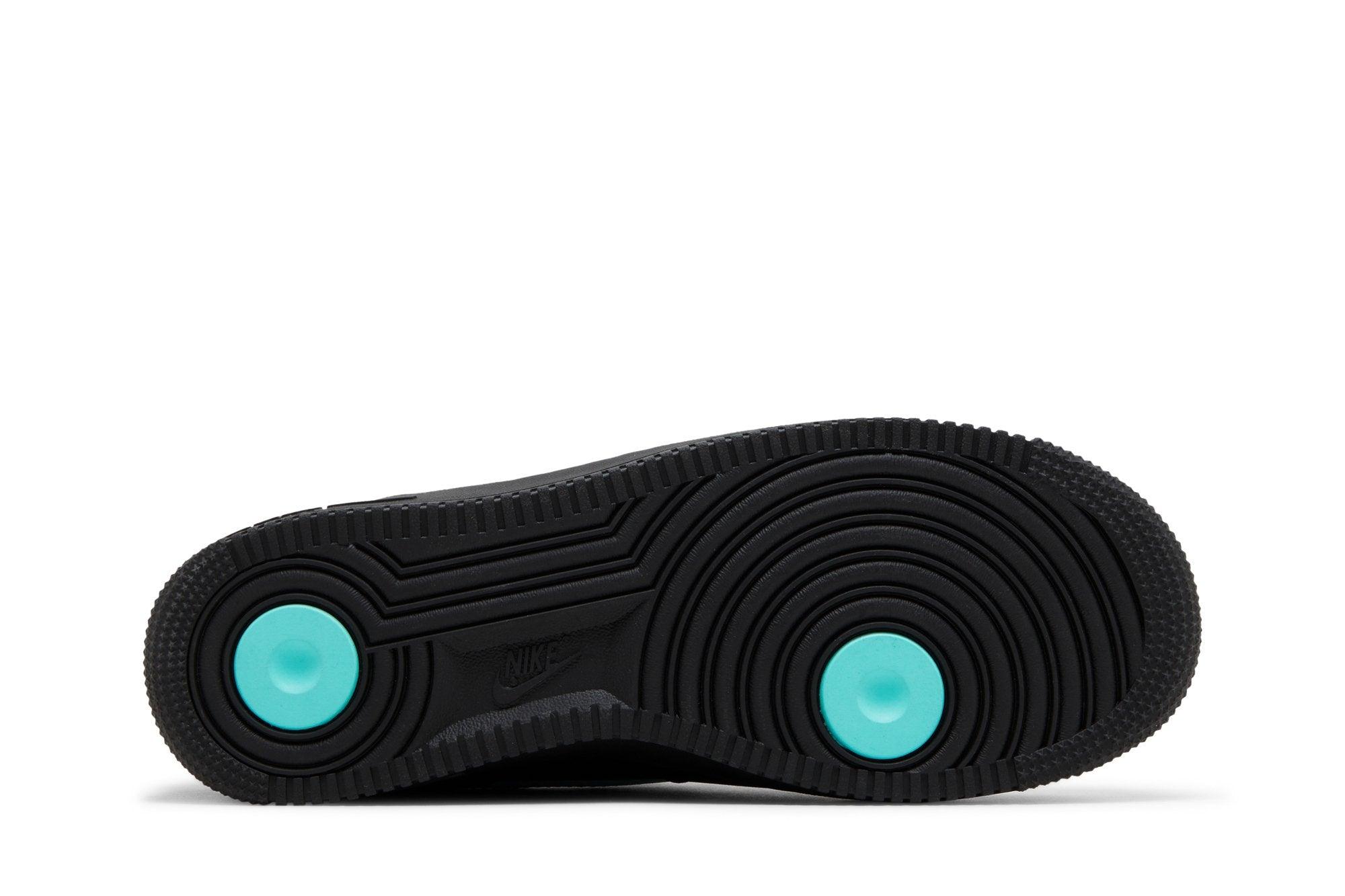Tênis Tiffany &amp; Co. x Nike Air Force 1 Low 1837 Preto