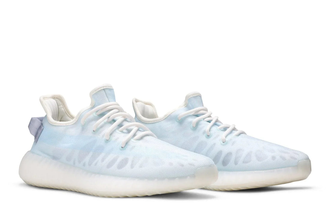 Yeezy Boost 350 v2 Mono Ice Azul